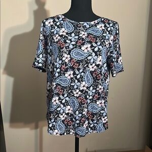 LOFT Womens Medium Navy w/ Floral & Paisley Design Short Sleeve Vintage Soft Tee